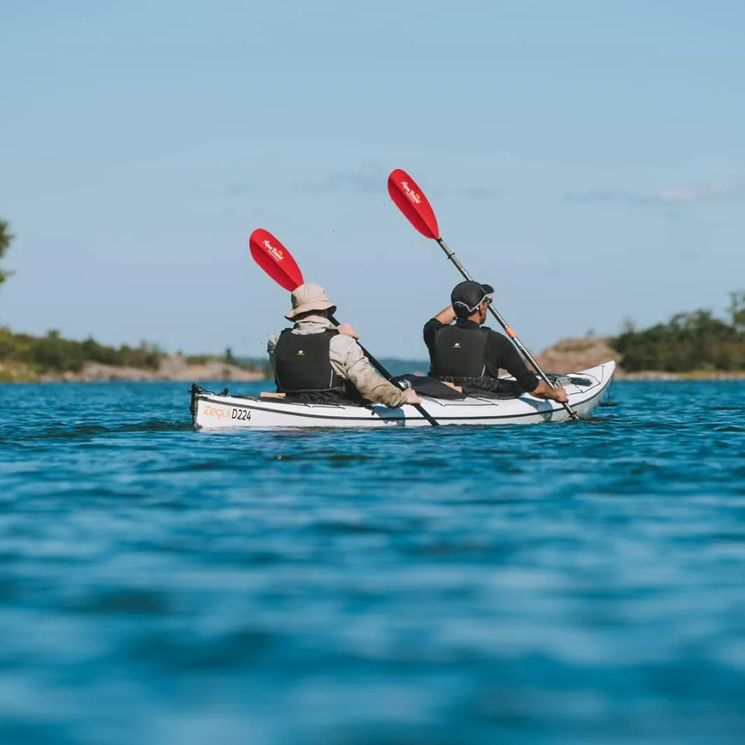 AQUA BOUND Sting Ray Hybrid Kayak Paddle - Carbon Shaft/Composite Blade