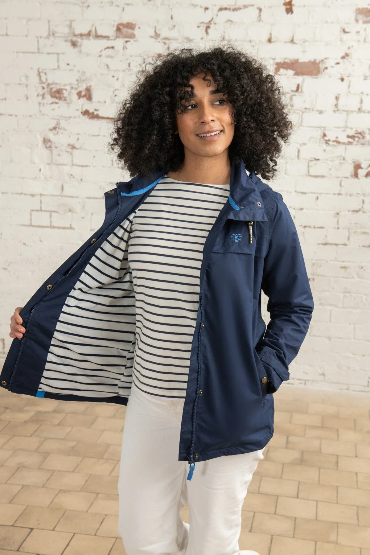 Lighthouse Ladies Beachcomber Waterproof Breathable Lightweight Jacket-NAVY