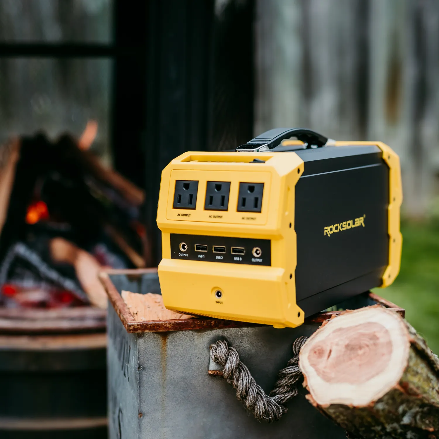 Nomad 400W 444Wh Portable Power Station