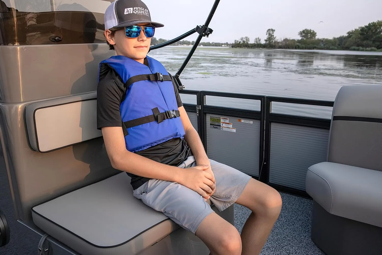 ONYX Youth Life Jacket  Coast Guard Approved, General Purpose Boating Vest for Kids, Safety Flotation Device