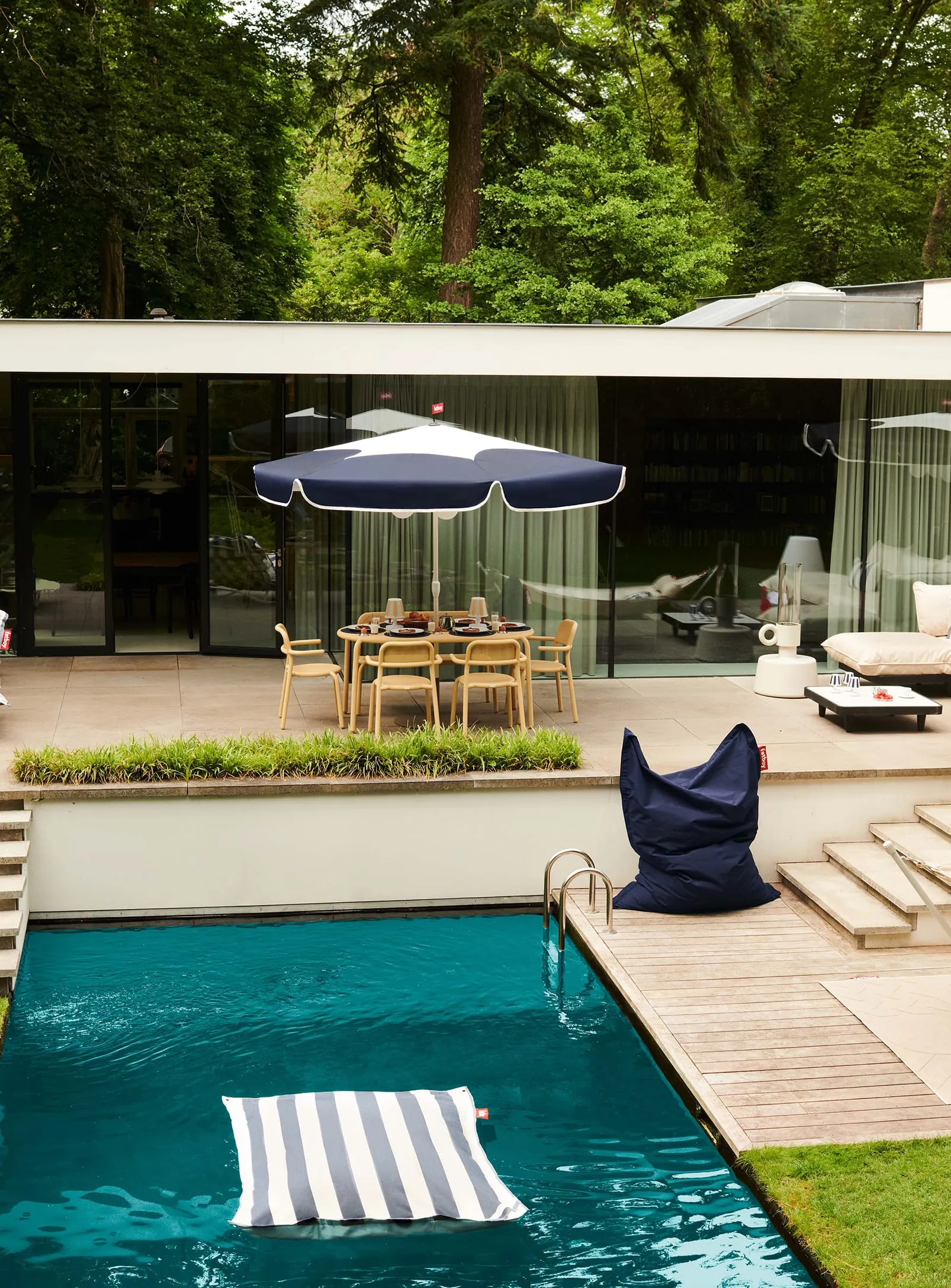 Toní Tavolo Outdoor Table<br> 6-places