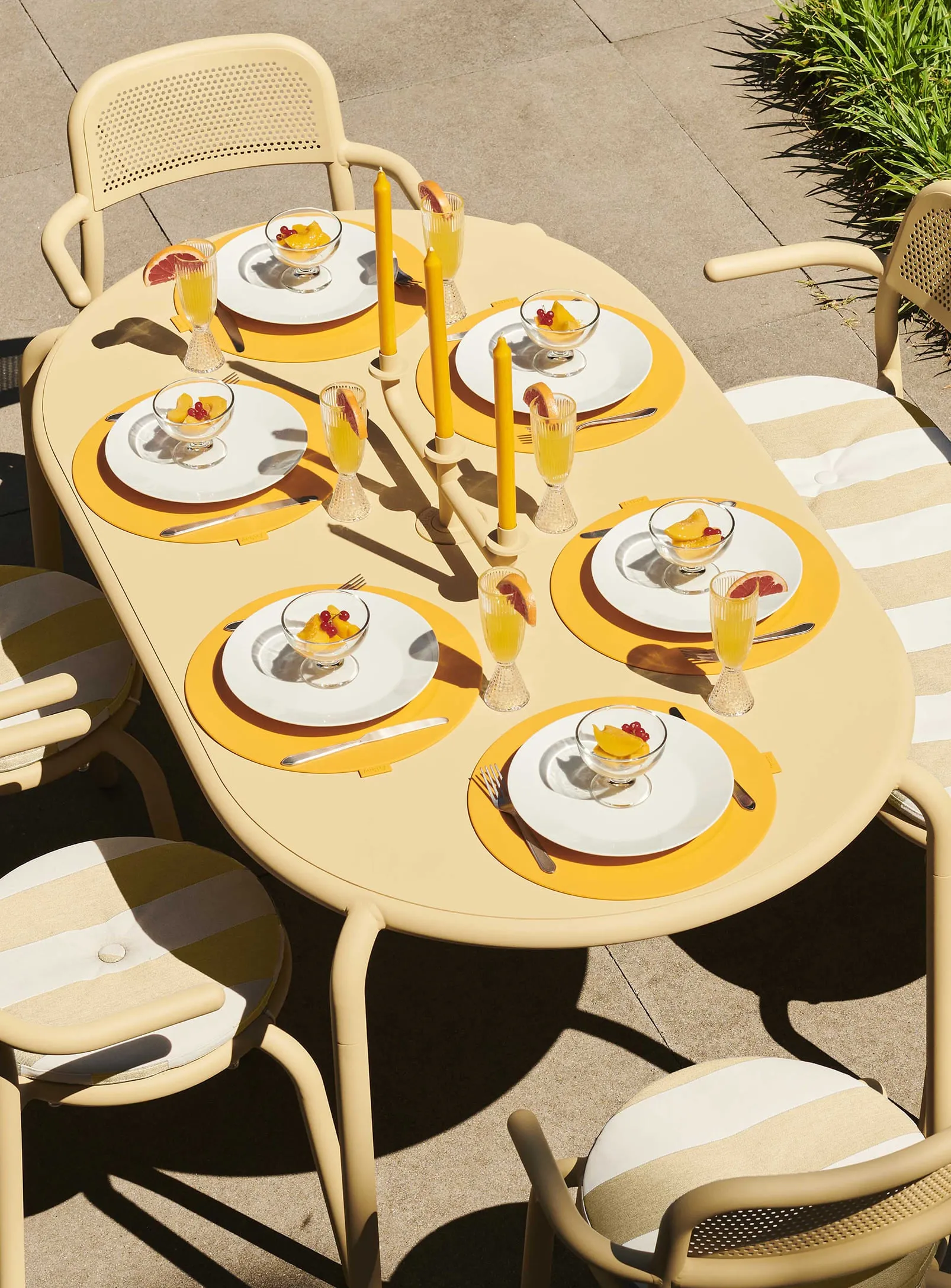 Toní Tavolo Outdoor Table<br> 6-places