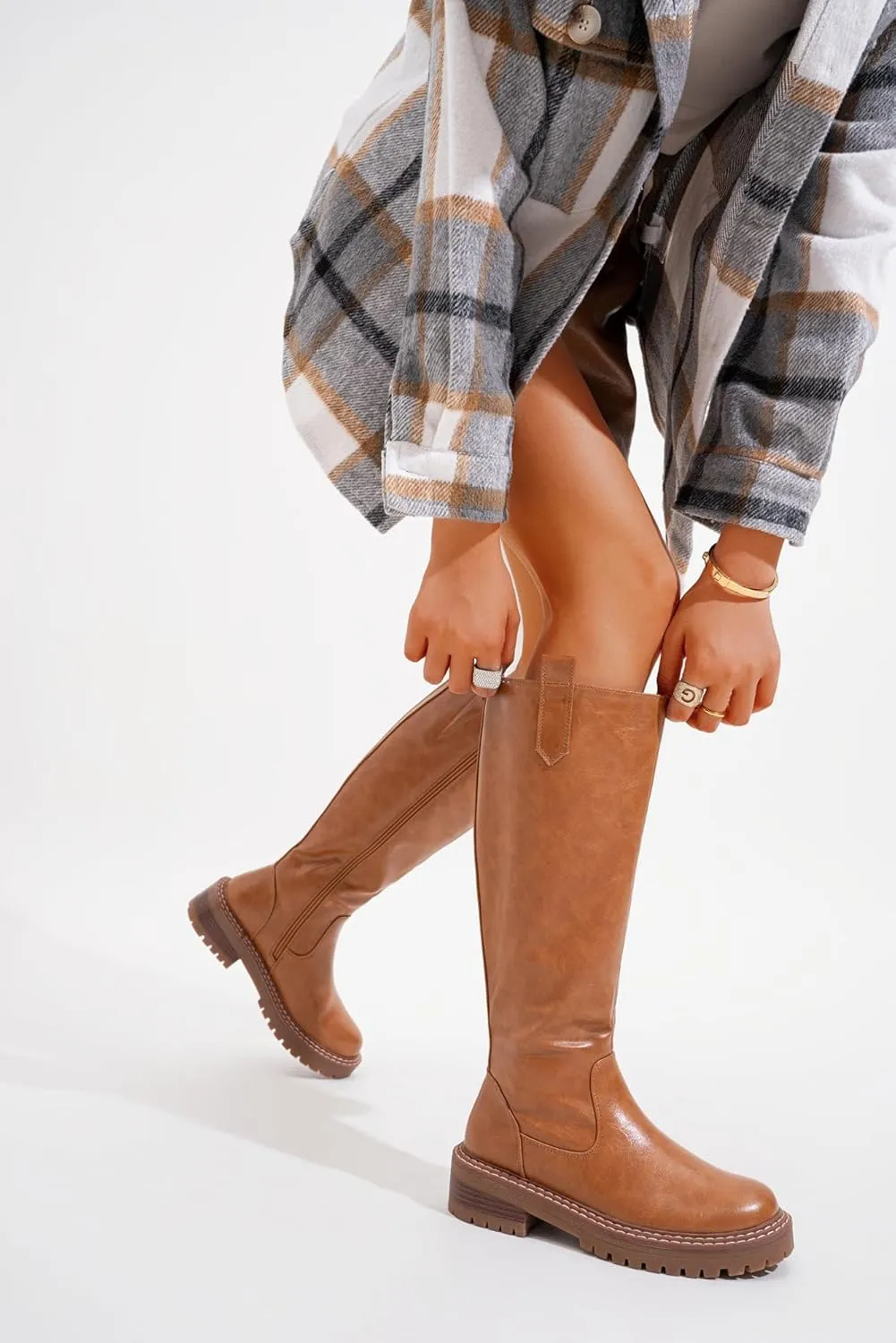 Vepose Womens 9658 Knee High Boots Low Heel, Platform Tall Boots with Side Zipper for Ladies