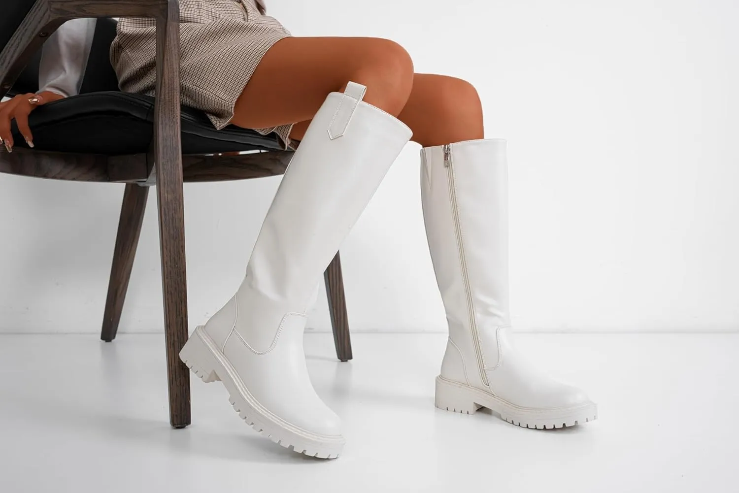 Vepose Womens 9658 Knee High Boots Low Heel, Platform Tall Boots with Side Zipper for Ladies